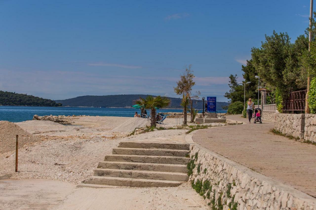 Apartments Marko Trogir Kültér fotó